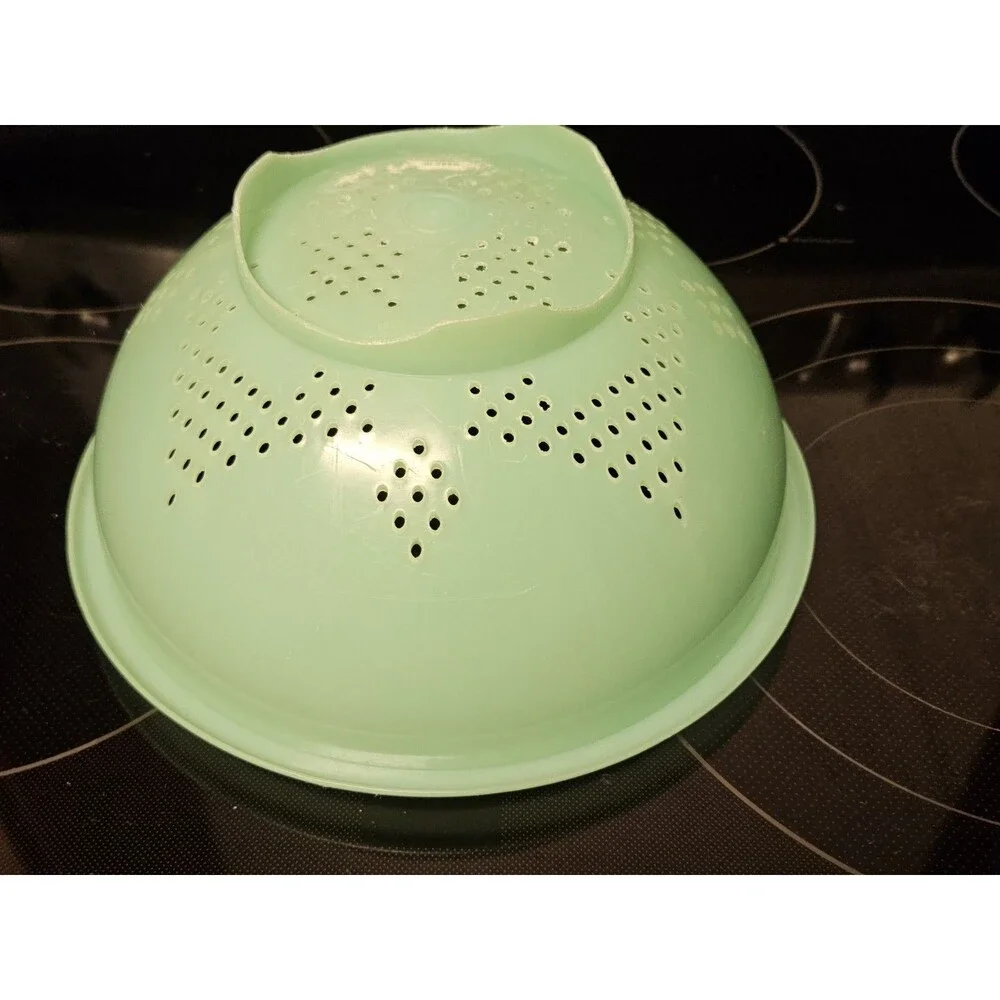 Vintage Tupperware Jadeite Green 9'' Pasta Strainer Colander W Lid #339 & #516